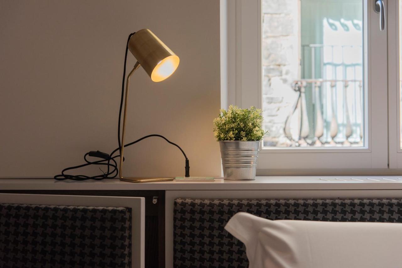 Ponte Vecchio Luxury And Stylish Apartment Firenze Bagian luar foto